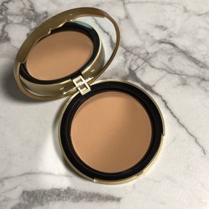 Too faced bronzer - light / medium